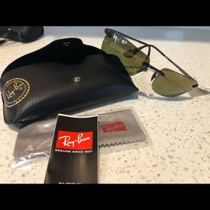 Ray Ban Polarized Rimless Black Sunglasses NWT